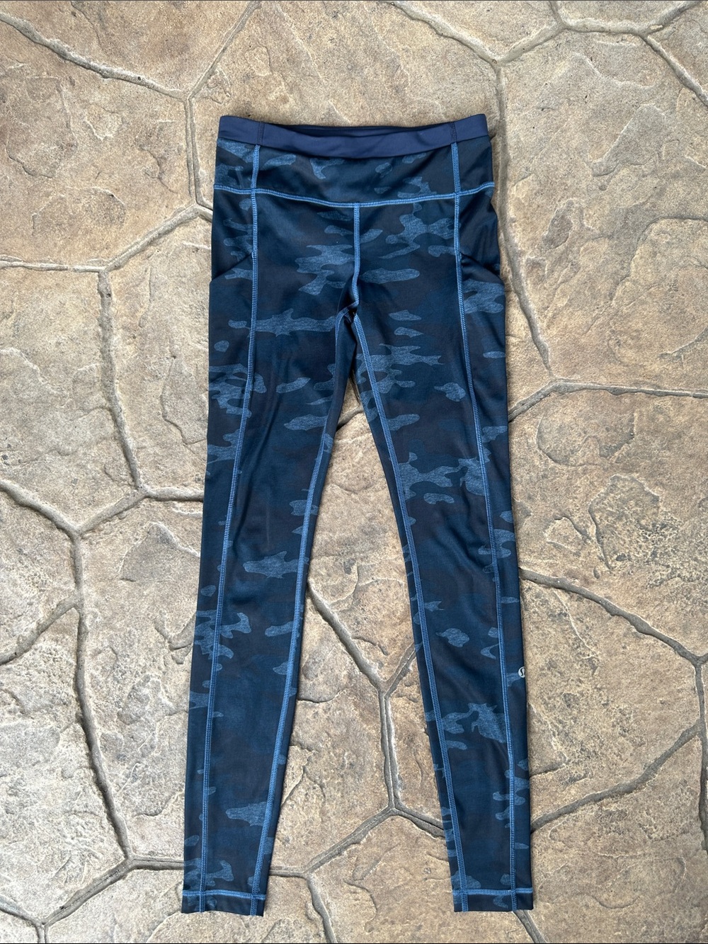 Lululemon Speed Tight II Lotus Camo Oil Slick Blue Inkwell Luxtreme